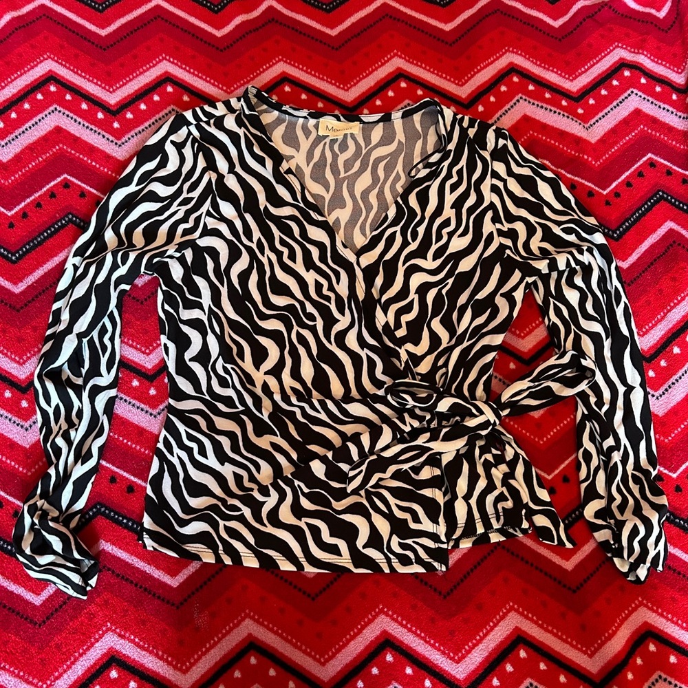 Meraki, Size L, White With Black Pattern